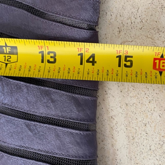 πͺ»HOST PICKπͺ» Adriana Papell Tiered Ruffle Evening Dress - Picture 9 of 14